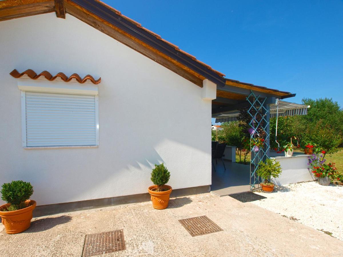 House Ankica 1818 Villa Pula Luaran gambar
